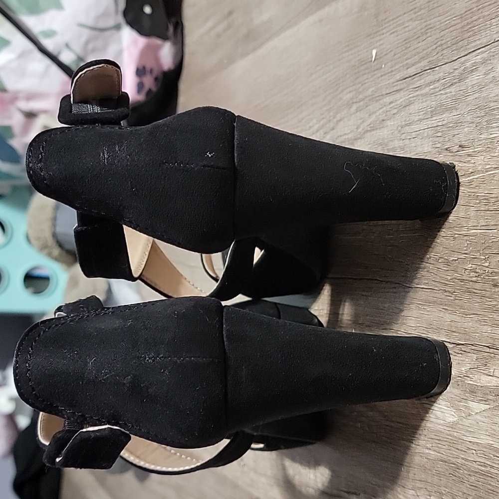 High heels - Picture 4 of 4